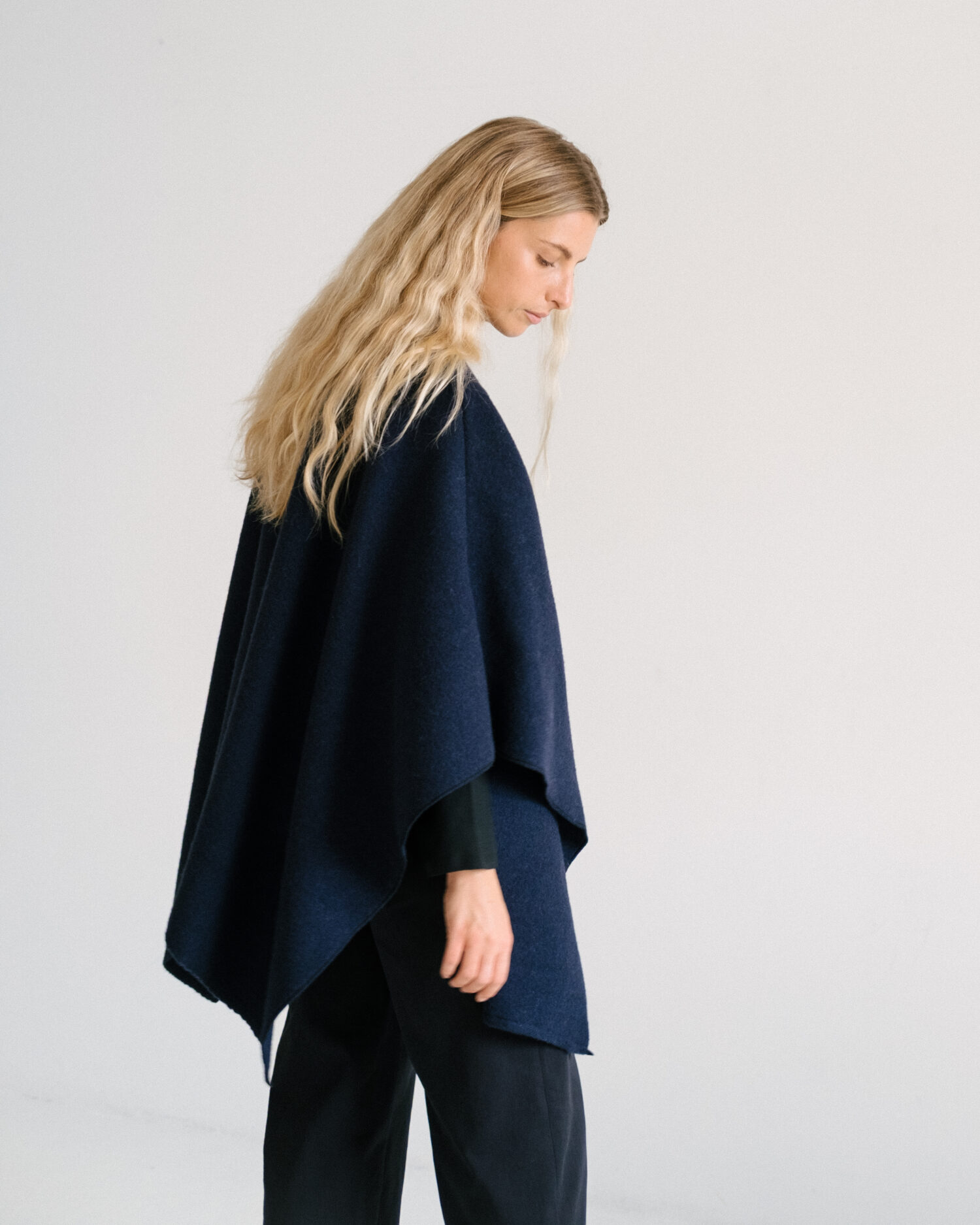 poncho june – Bild 4