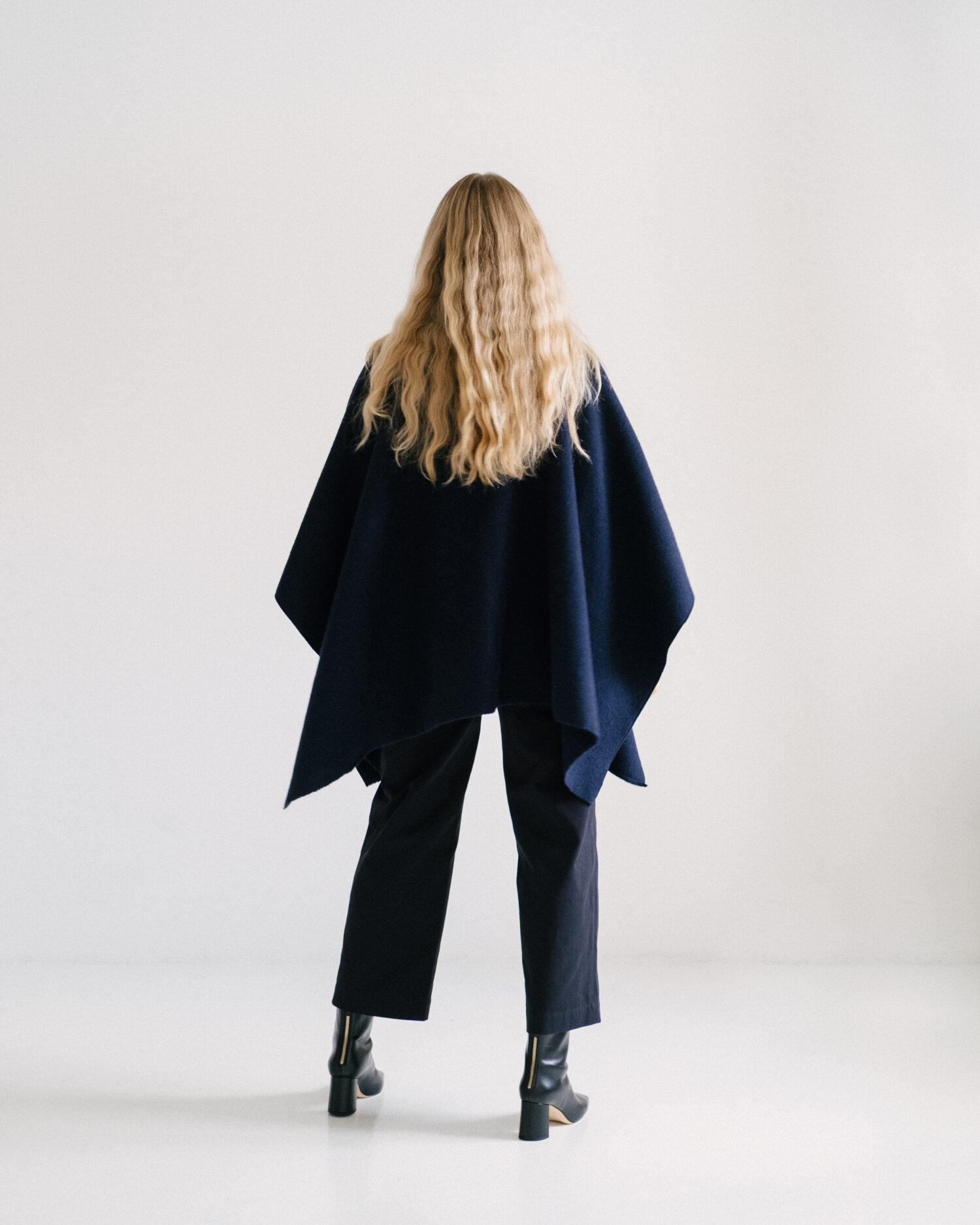 poncho june – Bild 5